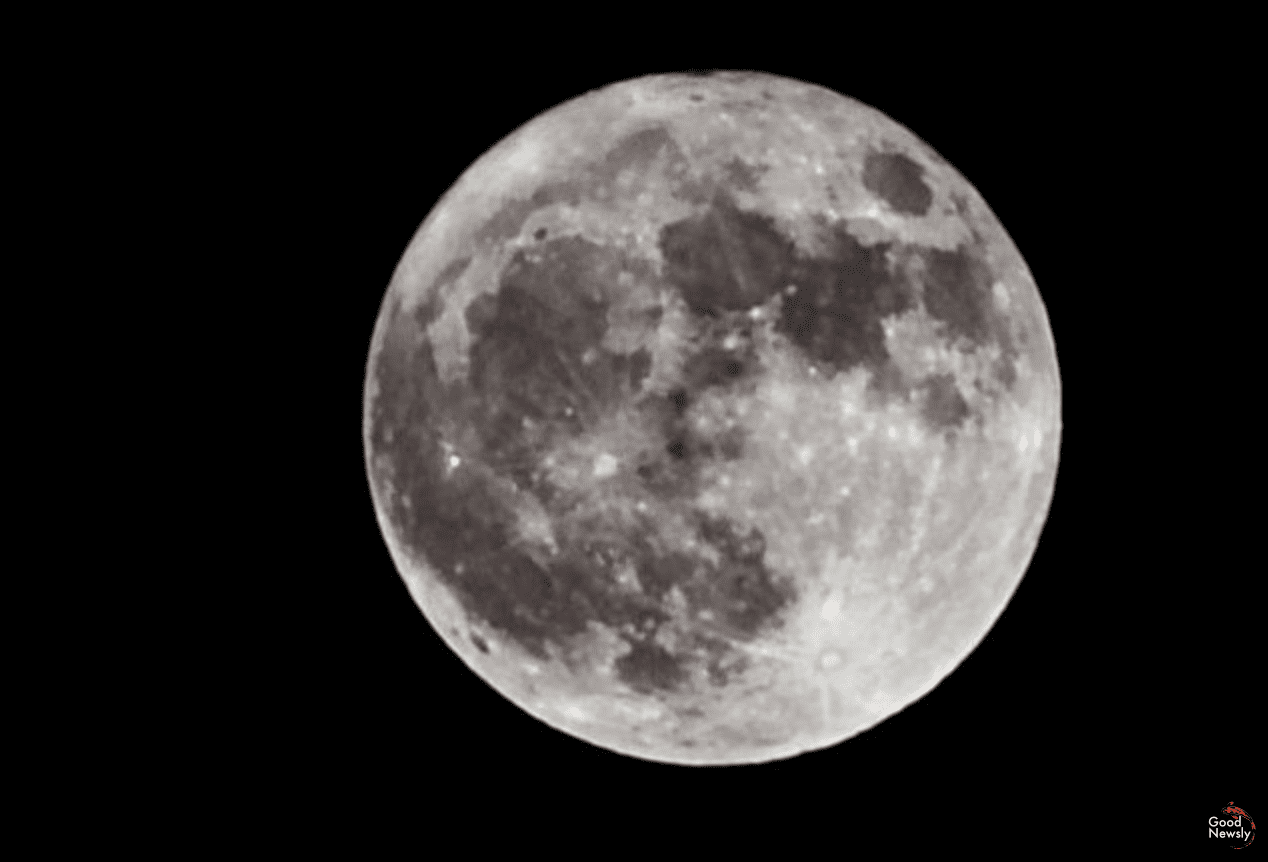 Water on The Moon Could Sustain a Lunar Base 1 Water Exists on The Moon Could Sustain a Lunar Base