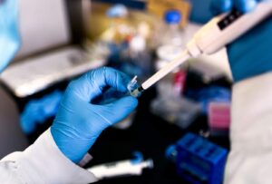 UK Scientists Developing Ebola Vaccine That Could Be Trial-Ready Within Months